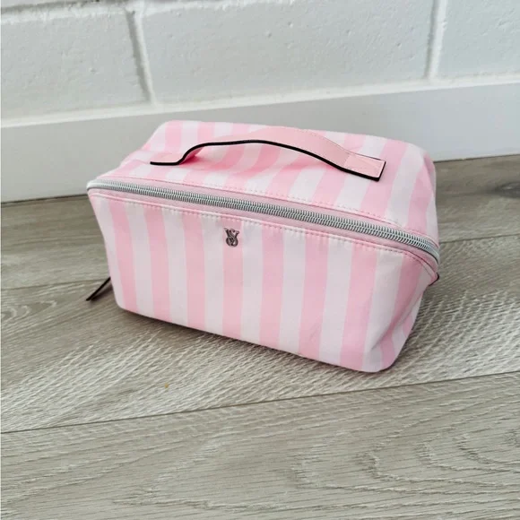 VICTORIA'S SECRET 3-Piece Makeup Bag NWOT - Picture 4 of 9